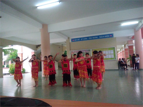 Buổi tổng duyệt chào mừng Ngày Nhà giáo 20/11 năm học 2018 - 2019